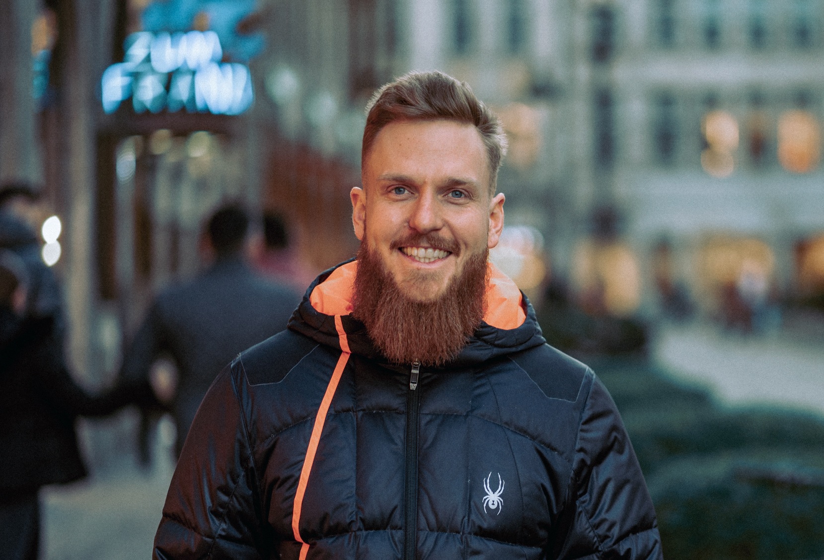 Wir von Spirich sind erfreut zu verkünden, dass wir unseren ersten Gast vorstellen dürfen.